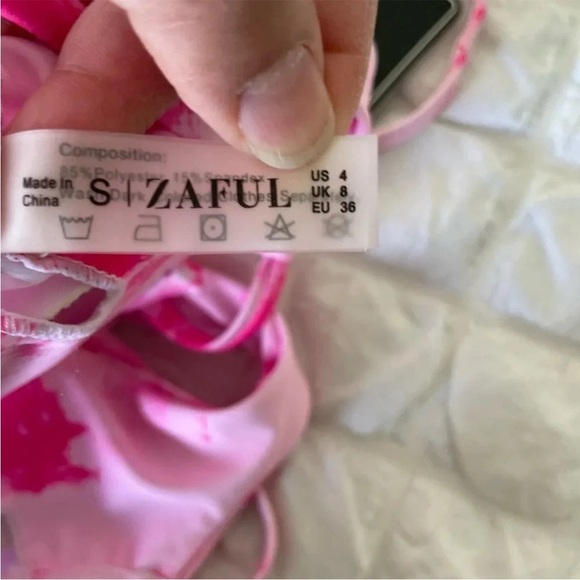 Zaful Pink Bikini with Tie-Dye Effect bikini top only - Picture 2 of 7